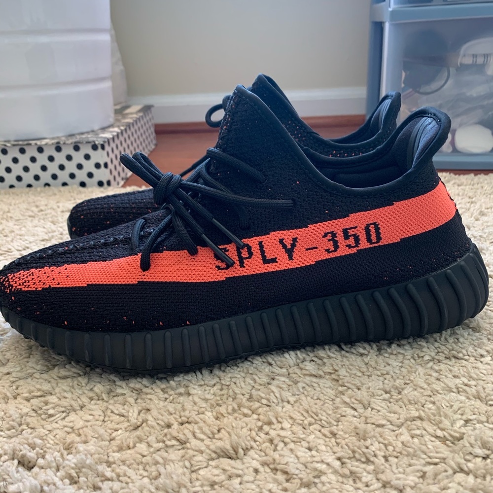 Pre-Owned Adidas Yeezy Boost 350 V2 Core Black Red